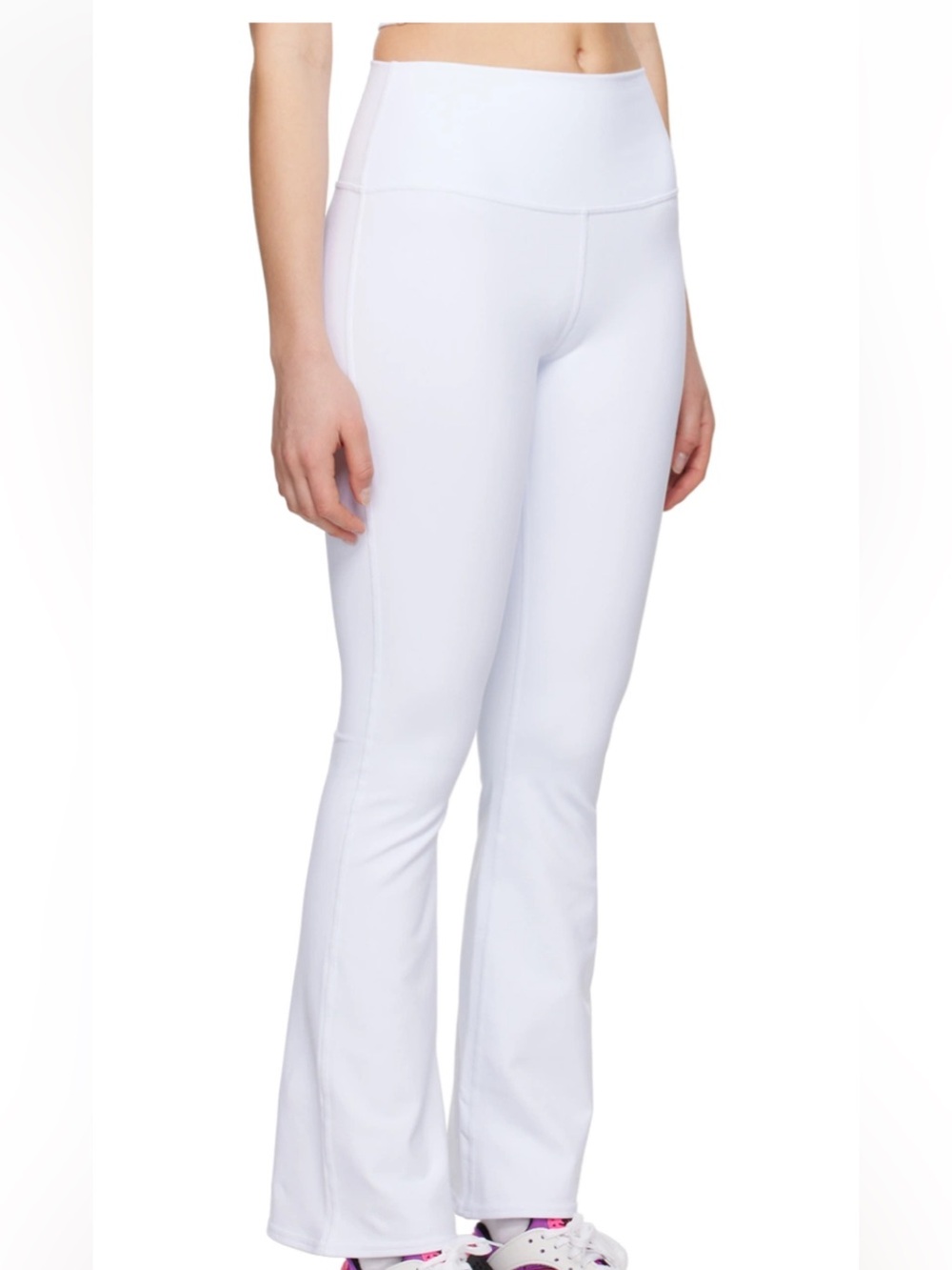 ALO Sz Med white flare yoga pants !!